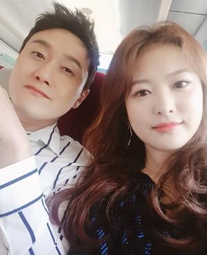 “보기좋은 투샷”…‘인형의 집’ 심진화, 남편 김원효와 함께