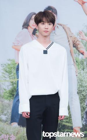 [HD포토] 유앤비(UNB) 준, ‘잘생김 묻은 얼굴’ (이별이떠났다)