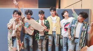 ‘엠카운트다운’ 더 이스트라이트 (The EastLight.), 완전체 사진 공개하며…‘상큼발랄’