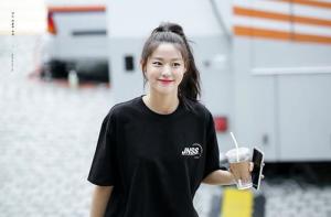 에이오에이(AOA) 설현,  투표 독려하며 깜찍한 인사…‘개념돌의 표본’