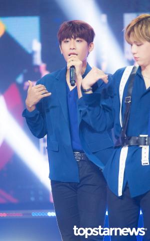 [HD포토] 워너원(Wanna One) 박우진, ‘열일하는 아기참새’ (쇼챔피언)