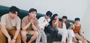 더 이스트라이트(The EastLight.), 6인 6색 소년美…‘시선 집중’