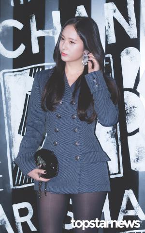 [HD포토] 에프엑스(f(x)) 크리스탈, ‘귀걸이 예쁘죠?’