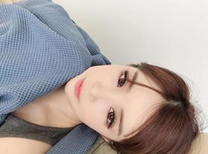 박봄, 실시간으로 자신의 근황 알려…“박봄 화이팅”