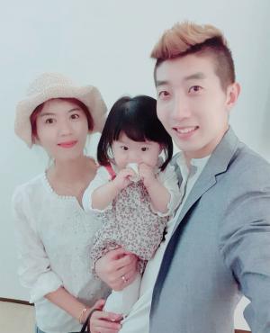 조현우, 아내-딸과 함께 행복한 일상 보내며…‘보기 좋은 가족’