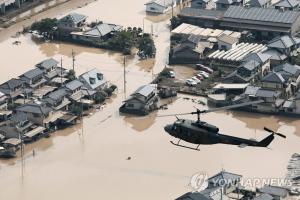 일본 폭우, 日 유명 관광지 2차 피해 확산…도고온천·이쓰쿠시마 신사 등 관광 예약 취소 줄이어