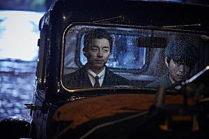 영화 ‘밀정 송강호-공유, 믿고 보는 두 배우의 특급 만남…“일제강점기를 다룬 영화 중 최고”