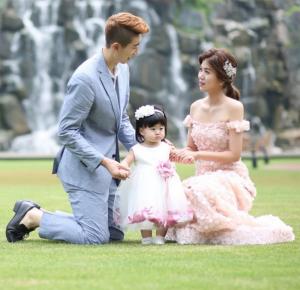조현우, 아내 이희영-딸 하린 양과 행복한 가족 사진…보기만 해도 ‘흐뭇’