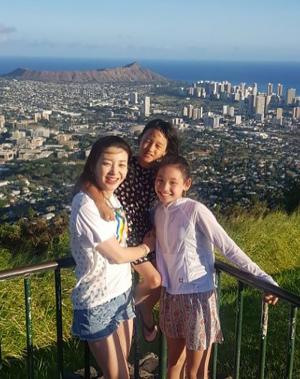 이아현, 두 딸과 행복한 하와이 휴가…‘남편은 어디에?’