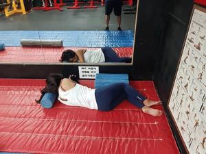 ‘머슬퀸’ 최은주, 잠도 체육관에서 자는 몸매 종결자…“핵피곤”