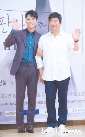 [HD포토] 윤시윤-성동일, ‘닮은 듯한 미소’ (친애하는 판사님께)