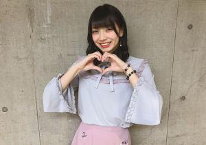 AKB48 고토 모에, 팬들에게 보내는 사랑의 하트…‘청순 미모 눈길’