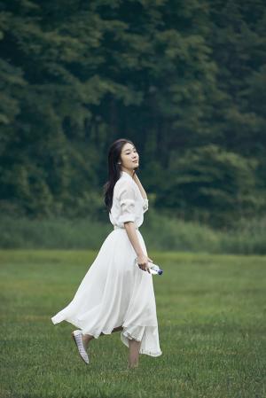 “보기만해도 힐링”…김연아, 무더위 날릴 화보 공개…맑고 순수한 매력→깨끗+순수+정직한 이미지