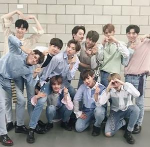 워너원(Wanna One), 강다니엘부터 라이관린까지 완전체 사진…‘사랑스러워’