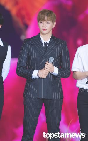 [HD포토] 워너원(Wanna One) 강다니엘, ‘슈트 입은 댕댕이’ (2018 코리아 뮤직 페스티벌)