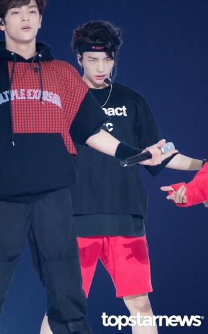 [HD포토] 스트레이 키즈(Stray Kids) 현진, ‘불태울 눈빛’ (2018코리아뮤직페스티벌)