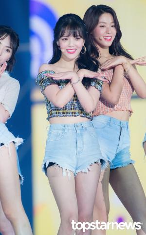 [HD포토] 에이오에이(AOA) 지민, ‘여전히 깜찍한 미소’ (2018코리아뮤직페스티벌)