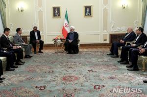 로하니 이란 대통령, 北 리용호 외무상 만나…“미국은 믿을 수 없고 의지하지 못할 나라”