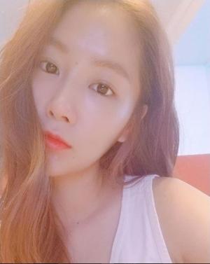 씨스타(SISTAR) 출신 소유, 깨끗한 피부 뽐내…‘점점 더 예뻐지는 비주얼’