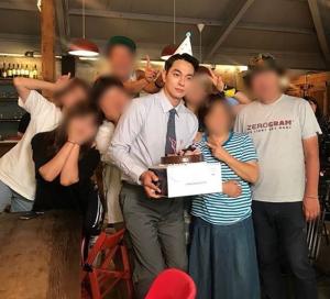 ‘부잣집 아들’ 이규한, 촬영 현장에서 생일 축하받는 모습…“생일은 현장에서”