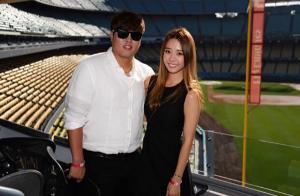 LA 다저스 류현진♥배지현 부부, 자선행사에 드러낸 모습 “천상부부”