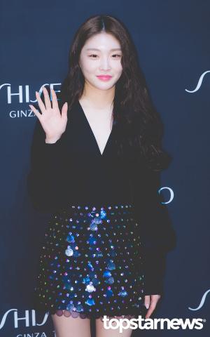 [HD포토] 청하(CHUNGHA), ‘수줍은 미소’