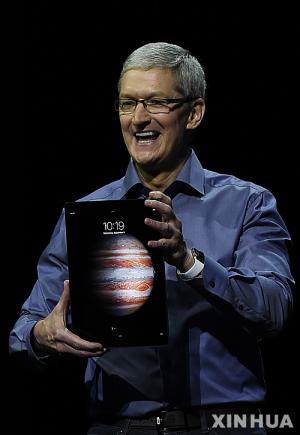 애플 CEO 팀 쿡, 포상주식 56만주 받아…‘아이폰9 성공하게 되면 얼마 받을까’