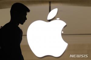 애플, 9월 중 아이폰 3종 출시…“5.8인치는 아이폰X와 동일 크기”