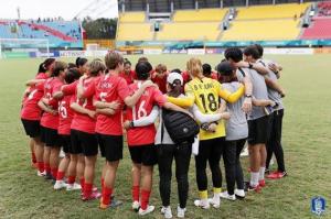 “질주는 계속된다”…AG 여자축구, 4강전 일본에 1:2 패배…31일 동메달 결정전