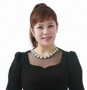 ‘찰랑찰랑’ 트로트 가수 이자연, 여가수 첫 대한가수협회장…임기는 3년