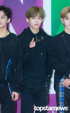 [HD포토] 엔시티 127(NCT 127) 윈윈, ‘기품 흐르는 손인사’ (INK콘서트)