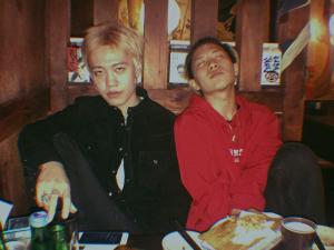 나플라(Nafla), 메킷레인 멤버 블루(BLOO)와 함께한 일상…“drunk”