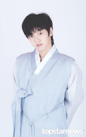 [HD포토] 크로스진(Cross Gene) 신원호, ‘눈빛에서 흘러넘치는 잘생김’ (한복인터뷰)