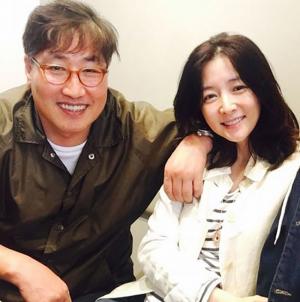 ‘가로채널’ 이영애, 20살 연상 남편 정호영과 함께…‘훈훈’