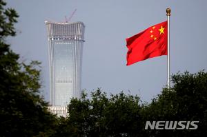 중국 대사관, ‘중국인 비하 논란’ 프로그램 제작한 스웨덴 방송사의 두 번째 사과 거부