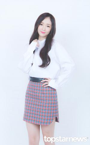 [HD포토] 박지은, ‘아직은 수줍은 사진촬영’ (프로듀스48)