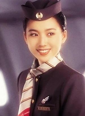 박주미, 과거 항공사 모델 시절 재조명…‘20대 나이에도 남다른 성숙美 과시‘