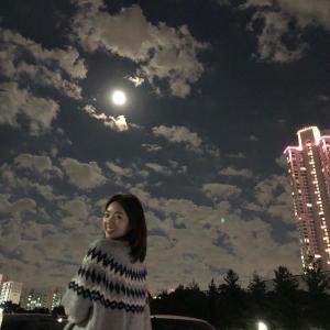 ‘여우각시별’ 채수빈, 환한 달 아래에서 밝은 미소 보여…“분위기 최고”