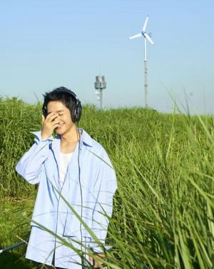 ‘유열의 음악앨범’ 정해인, 소유욕 느끼게 하는 상큼한 비주얼 뽐내…‘기대되는 차기작’