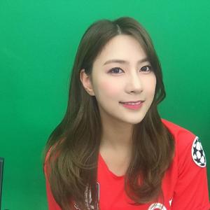 ‘피파 온라인4’ 에이핑크(Apink) 오하영, 축구게임도 접수…‘오프로디테 여신의 겜방’