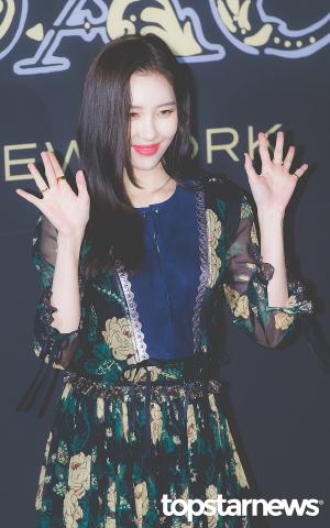 [HD포토] 선미(SUNMI), ‘사랑스러운 손인사’