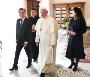 문대통령 유럽순방 일정 마무리…대북제재 완화 공론화