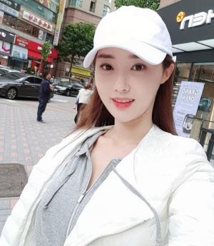 ‘연애의 맛’ 김종민♥황미나 기상캐스터, 수수한 차림에도 빛나는 미모…‘남다른 청순美’