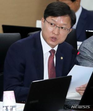 민주당 “사법농단 특별재판부, 최후 수단” 한국당 동참 촉구