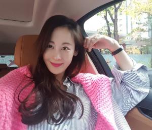 류승수 아내 윤혜원, 최근 더 상큼해진 미모 뽐내…‘핑크가 잘 어울리는 윤혜원’