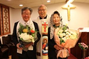 최불암, 아내 김민자와 혼인갱신식과 천주교 세례… 세례명은 ‘프란치스코’