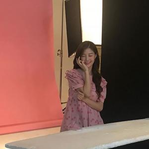 ‘하트시그널 시즌2’ 임현주, 단발에서 긴 머리로 변신…‘광고 촬영 중’
