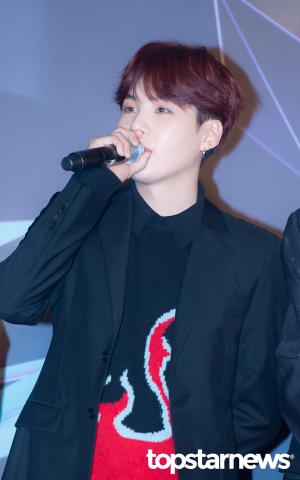 [HD포토] 방탄소년단(BTS) 슈가, ‘아미 보고싶었어요’ (지니뮤직어워드)