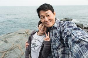 영화 ‘해피투게더’ 박성웅, 다정하고 애틋한 아빠로 변신…‘순둥이 싱글대디로 활약’