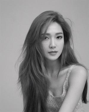 “오늘은 고혹美”…제시카(Jessica), 분위기로 시선 압도